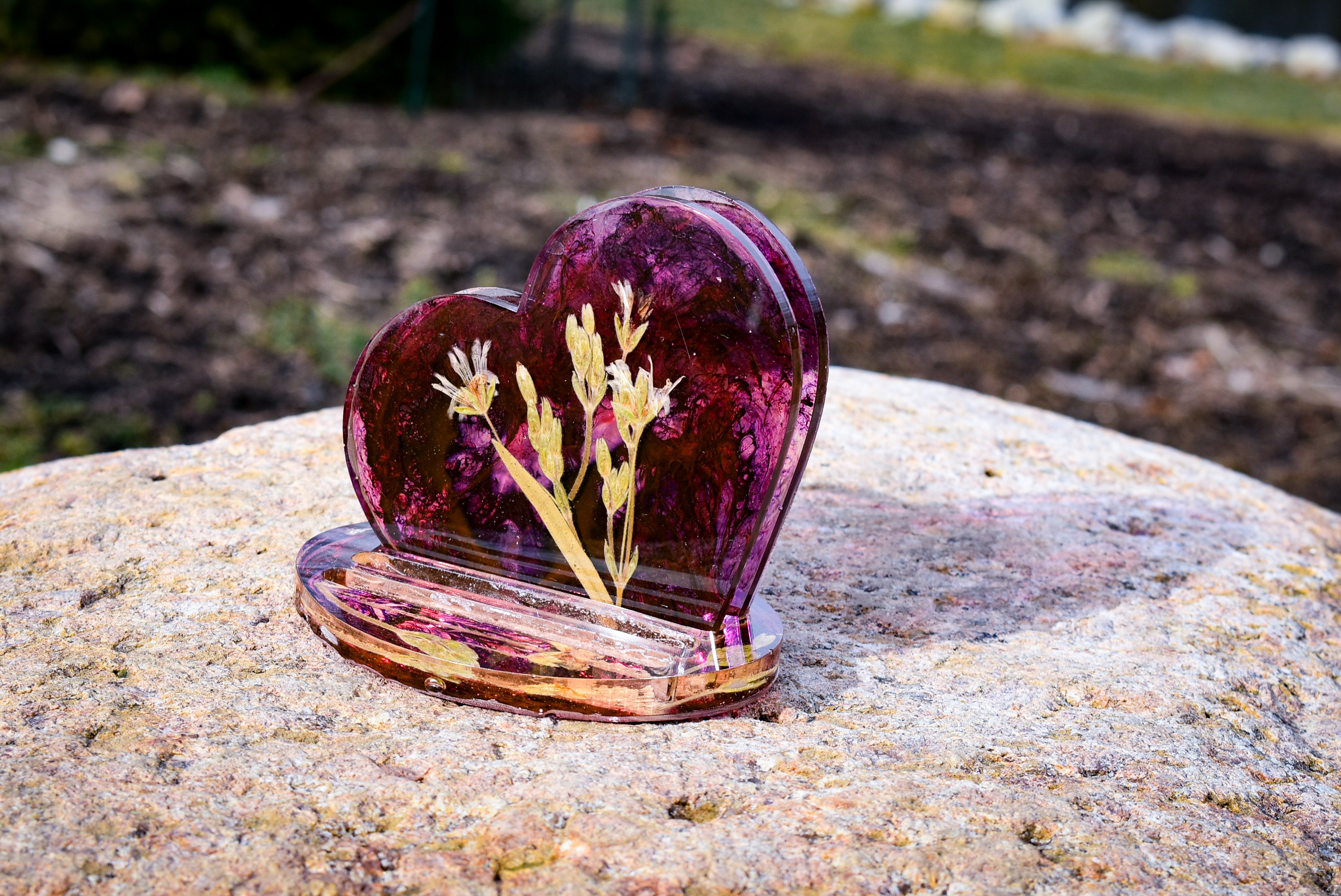 Snow-in-Summer Heart Coaster Set – Purple Galaxy Bloom (Set of 2 + Holder)