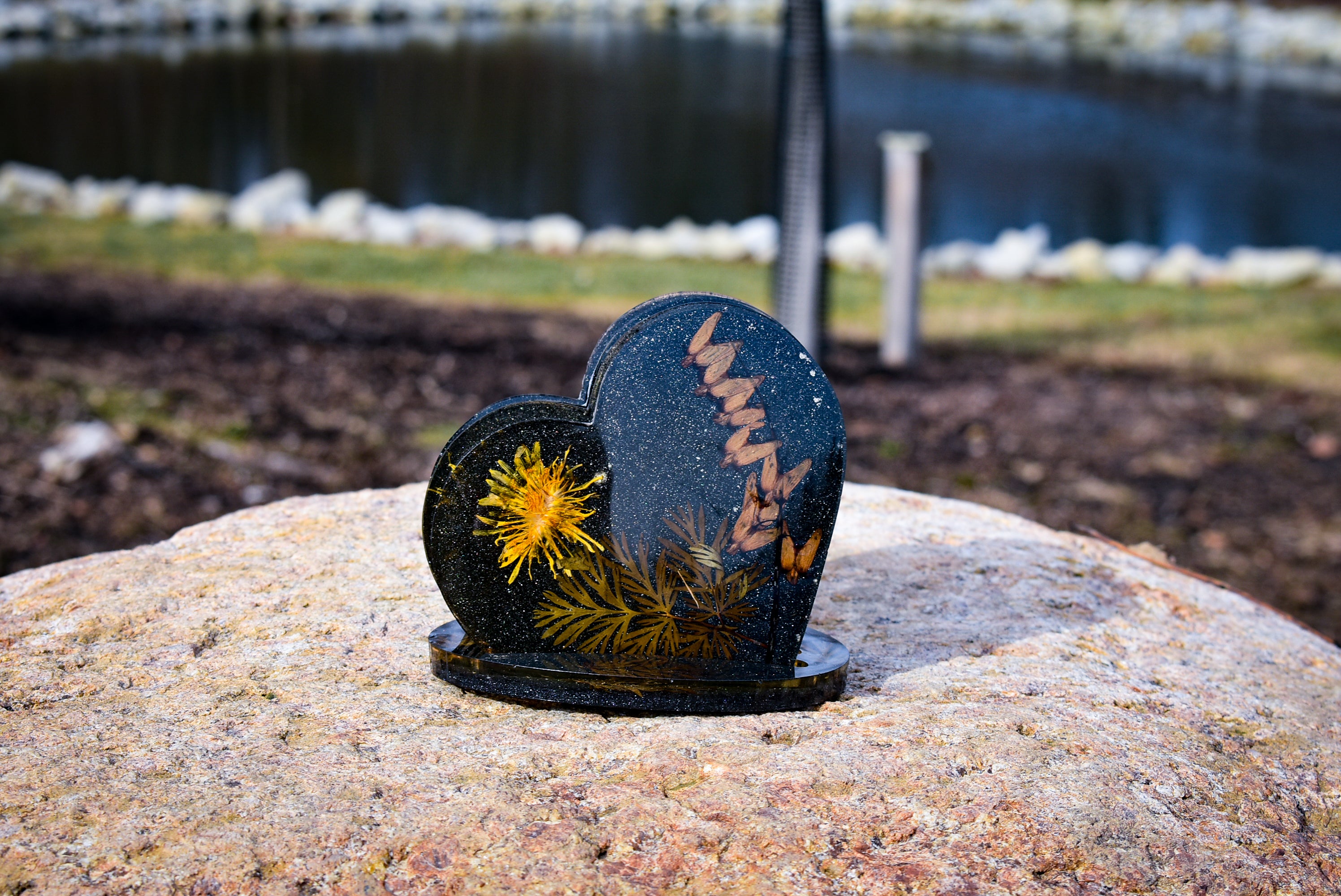 Pressed Wildflower Heart Coaster Set – Dandelion & Dutchman’s Breeches (Set of 4)