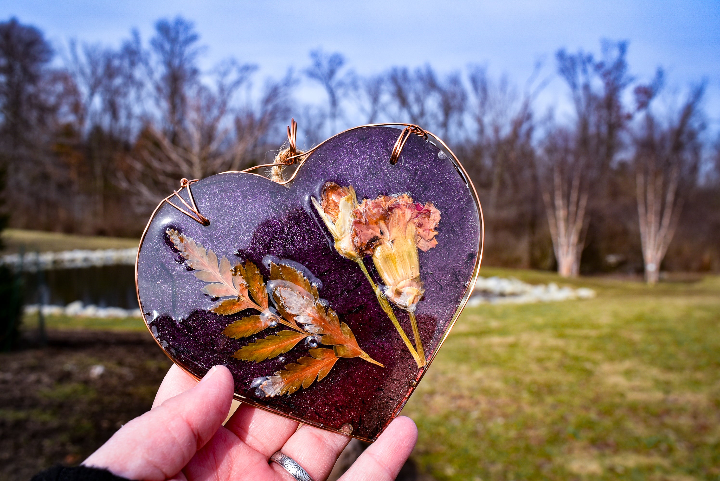 Fern & Carnation Heart Resin Wall / Window Hanger