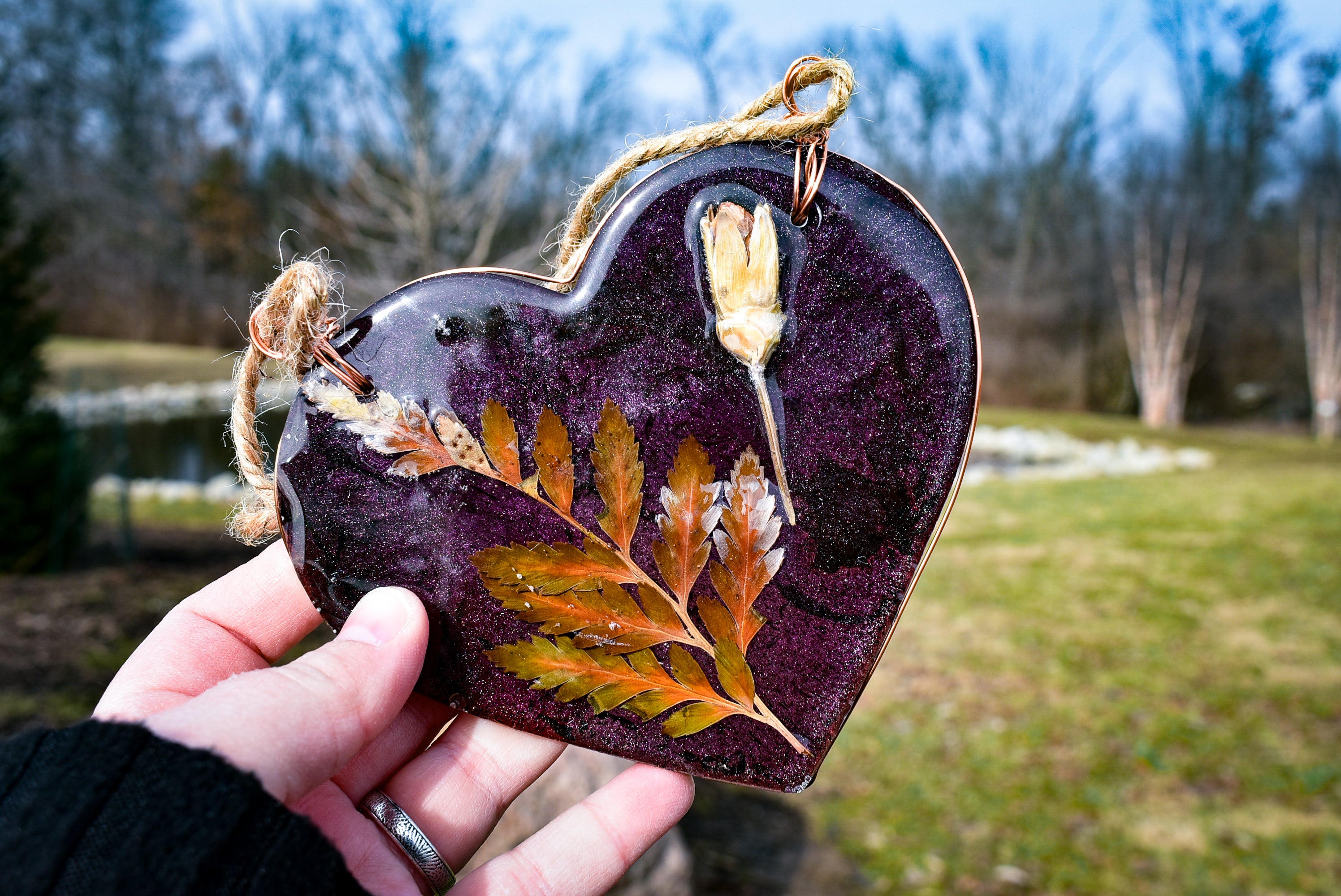 Fern & Carnation Heart Resin Wall / Window Hanger